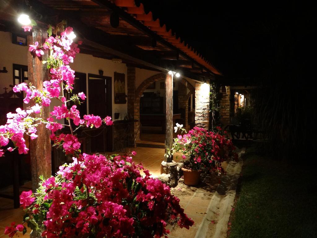 Casa Degraciela - Hotel Boutique กอนเซ็ปซิอ็อน เด อาตาโก ภายนอก รูปภาพ