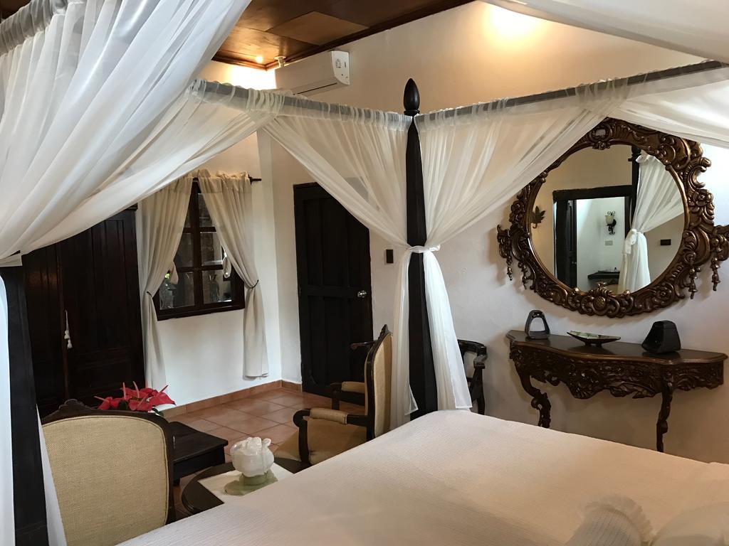 Casa Degraciela - Hotel Boutique กอนเซ็ปซิอ็อน เด อาตาโก ภายนอก รูปภาพ